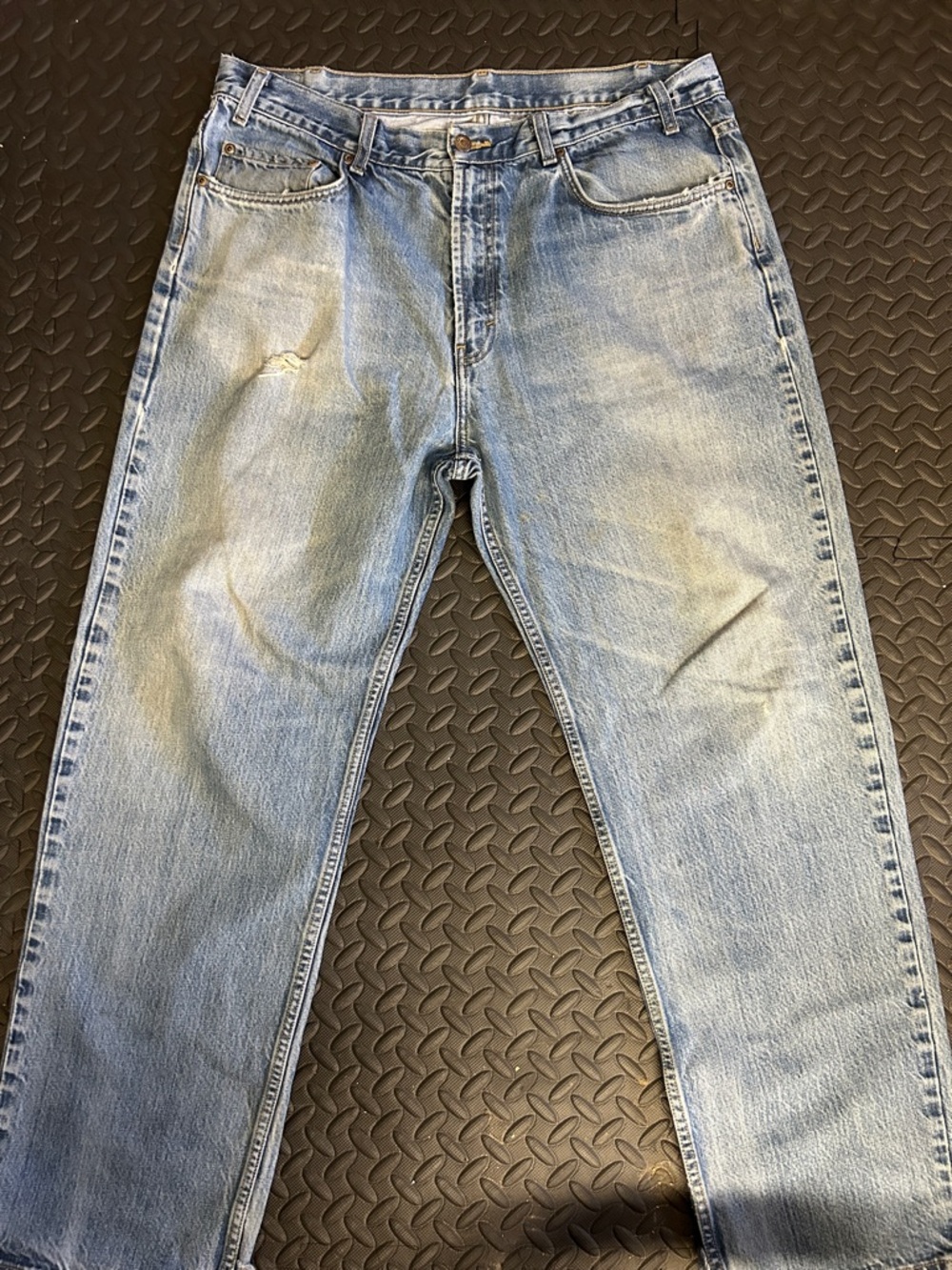 Kirklands Men's Light Wash Straight-Leg Jeans